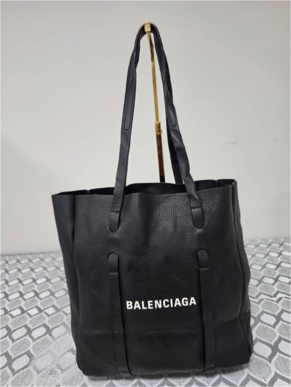 Authentic BALENCIAGA Grain Leather Everyday Tote Bag Black